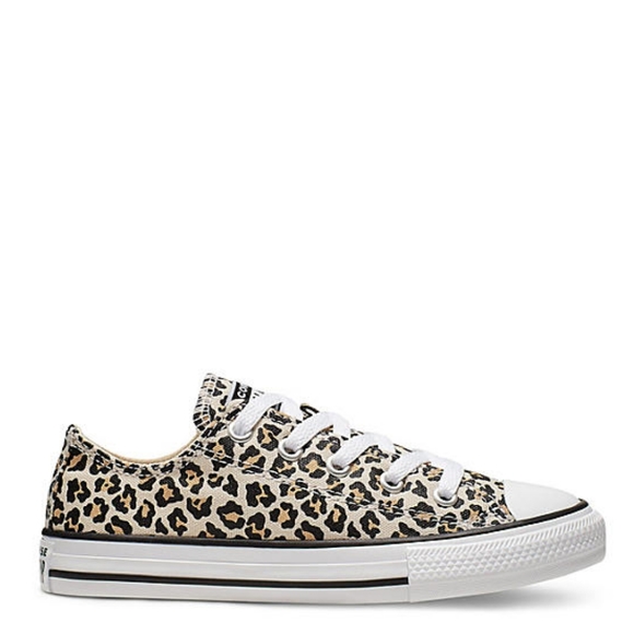 Converse Shoes - CONVERSE WOMEN'S CHUCK TAYLOR ALL STAR LOW SNEAKER - LEOPARD